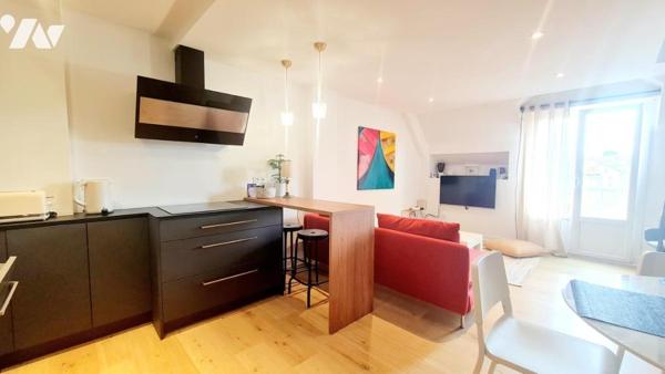 PORNIC - CENTRE VILLE - APPARTEMENT T3 DUPLEX avec parking.