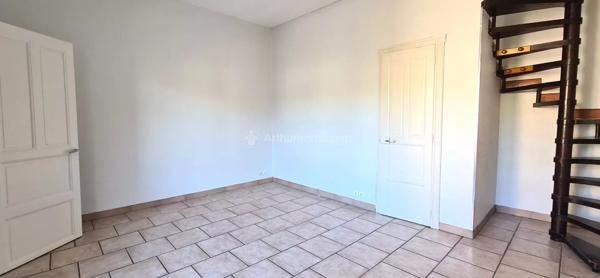 Location                                                      Appartement
                        
                     2 pièces                      30 m2                     à Albi