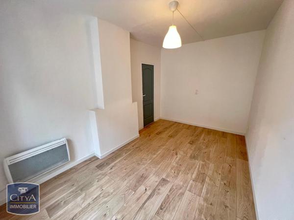 Appartement à louer 2 pièces 36m² Avesnes-sur-Helpe (59440)