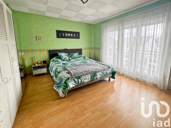 Maison à vendre 6 pièces 90 m² Sainte-Geneviève-des-Bois