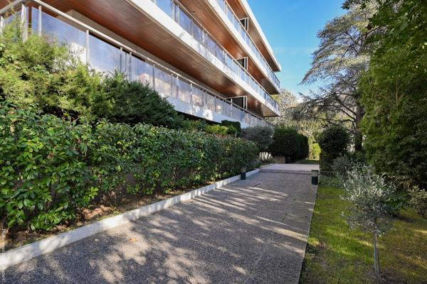 Appartement 5 pièces - 150 m² Exclusivité efficity