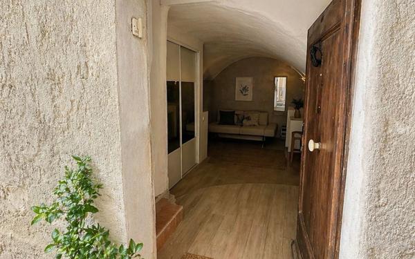 Maison à vendre    3 pièces • 57,40 m2 Antibes