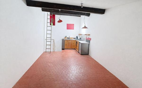 Maison à vendre    3 pièces • 57,40 m2 Antibes
