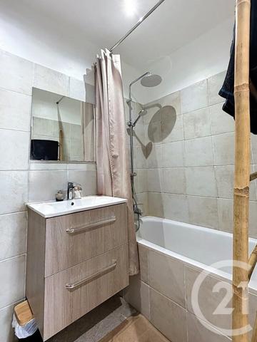 Maison à vendre  4 pièces - 84,26 m 2   LANSARGUES  - 34