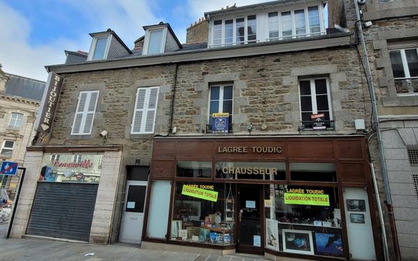 Maison à vendre    3 pièces •  Saint-Brieuc