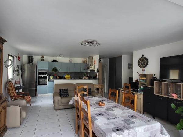 Seulement chez Optimhome : bel appartement T3 EXCELLENT ETAT à Perros-Guirec avec BOX de GARAGE