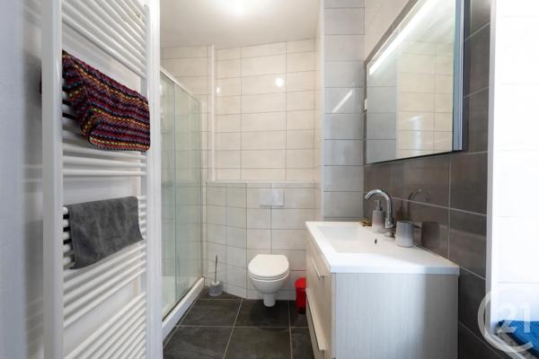 Appartement F3 à vendre  3 pièces - 83,60 m 2   ALBI  - 81