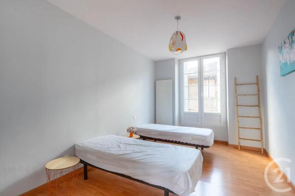 Appartement F3 à vendre  3 pièces - 83,60 m 2   ALBI  - 81