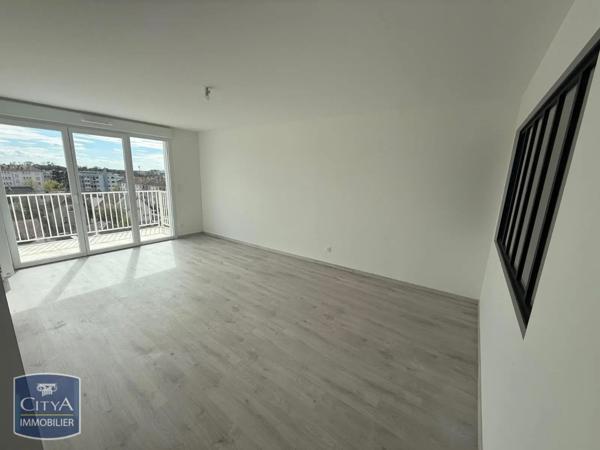 Appartement à louer 4 pièces 89.03m² Dijon (21000)
