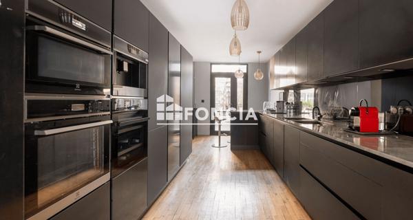 À vendre Maison 8 pièces 235 m² - Vitry-sur-seine 94400