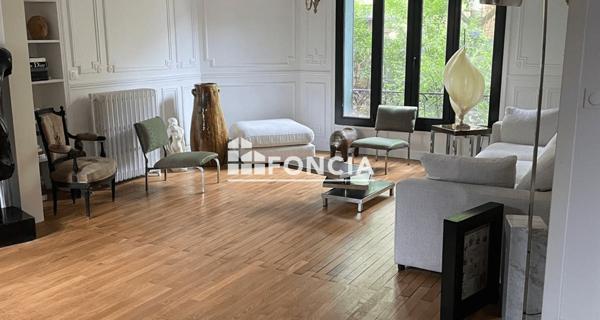À vendre Maison 8 pièces 235 m² - Vitry-sur-seine 94400