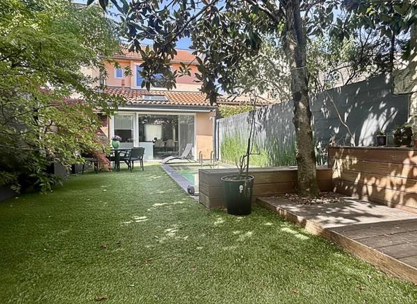 Vente Maison 168m2 BORDEAUX (33800)
