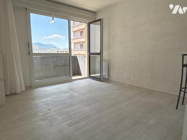 Grenoble prox centre, 2P+C, asc, balcon plein sud – Résidence Le Saint‑Germain.