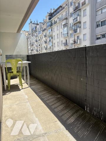 Grenoble prox centre, 2P+C, asc, balcon plein sud – Résidence Le Saint‑Germain.