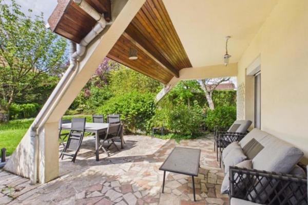 Vente - Maison 8 pièces 189 m 2 ANTONY (92160)