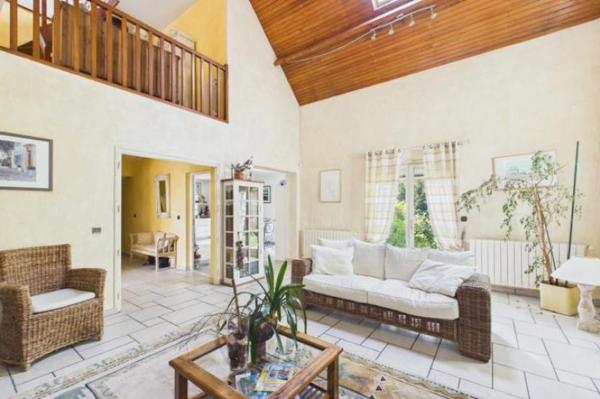 Vente - Maison 8 pièces 189 m 2 ANTONY (92160)