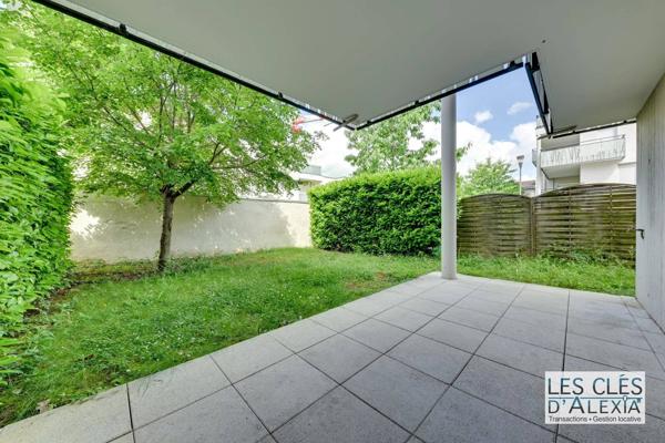 Décines – T3 traversant de 67,48 m²,  terrasse et jardin privatif de 80 m²