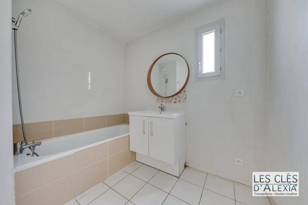 Décines – T3 traversant de 67,48 m²,  terrasse et jardin privatif de 80 m²