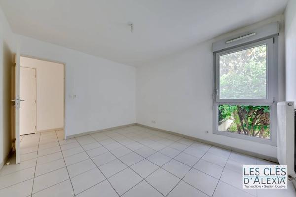 Décines – T3 traversant de 67,48 m²,  terrasse et jardin privatif de 80 m²