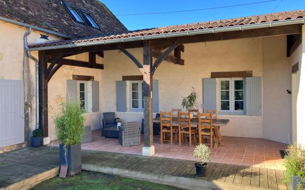 Maison à vendre    8 pièces • 285 m2 Lunas