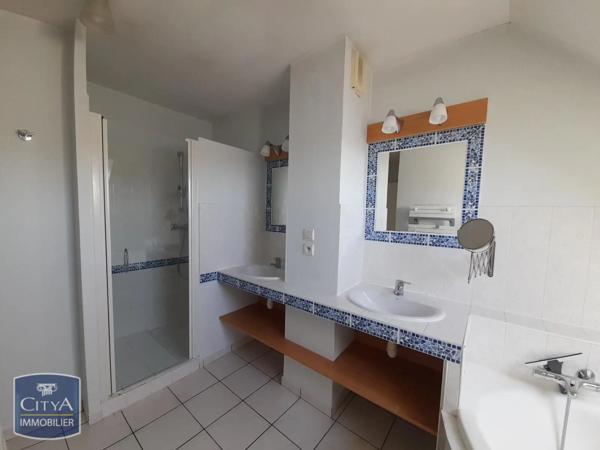 Appartement à louer 3 pièces 89.71m²