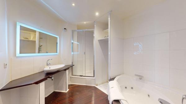 Somptueux appartement de 5 pièces avec terrasse