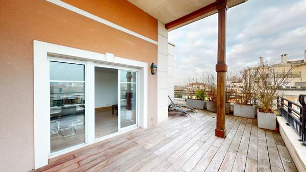 Somptueux appartement de 5 pièces avec terrasse