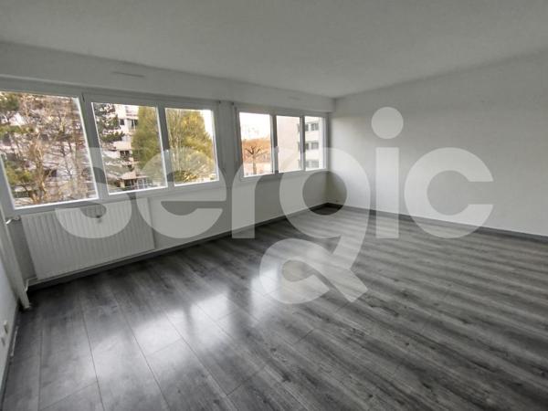 Location 2 Pieces 60 80000 Amiens 25 0071 01 0120