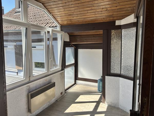 Rixheim centre-Grand 2 pièces avec loggia et balcon-au coeur des commerces