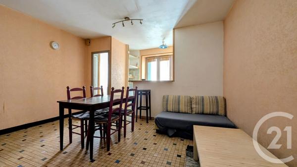 Appartement F1 à vendre  1 pièce - 28,45 m 2   AUBENAS  - 07