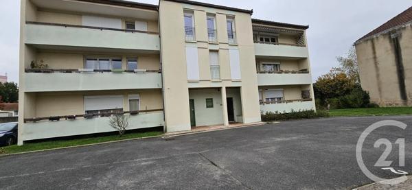 Appartement F2 à vendre  2 pièces - 38 m 2   MONTLUCON  - 03