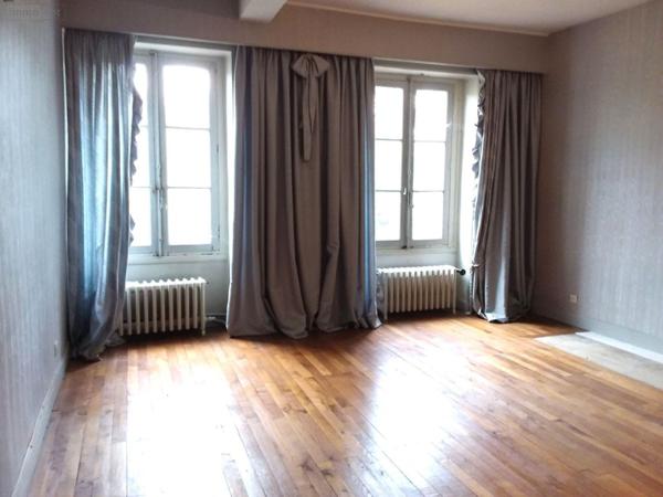 Maison de maître à vendre à Cour-Cheverny dans le Loir-et-Cher (41700), ref : AN 8855