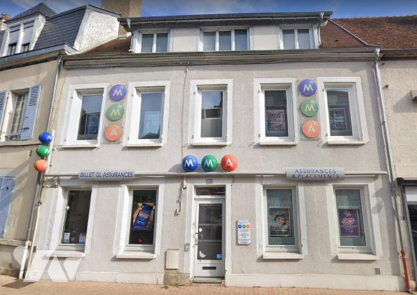 A vendre à Cosne-Cours-sur-Loire dans la Nièvre (58), en plein coeur du centre-ville,