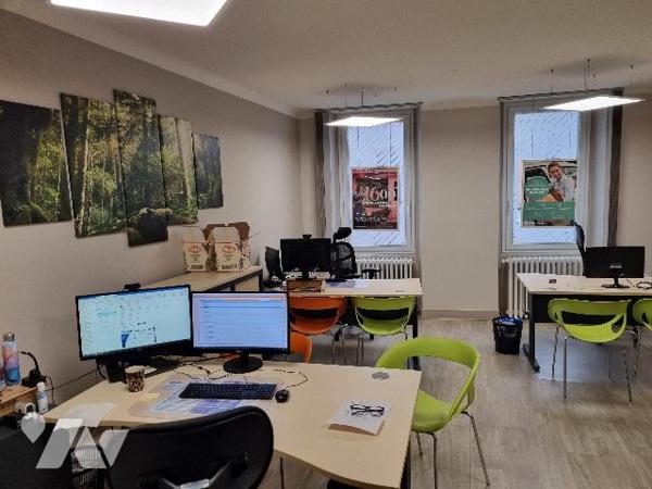 A vendre à Cosne-Cours-sur-Loire dans la Nièvre (58), en plein coeur du centre-ville,