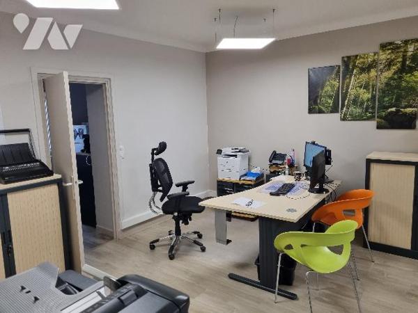 A vendre à Cosne-Cours-sur-Loire dans la Nièvre (58), en plein coeur du centre-ville,