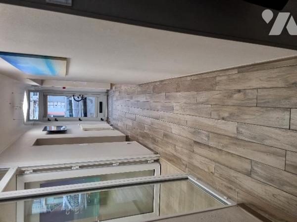 A vendre à Cosne-Cours-sur-Loire dans la Nièvre (58), en plein coeur du centre-ville,