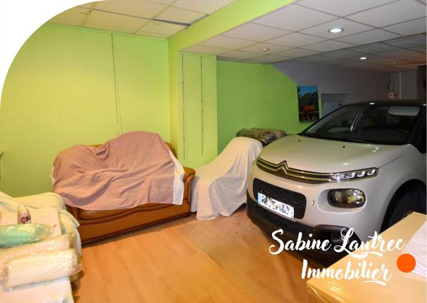 Réalmont (81120) Maison avec Terrasse de 223 m² + local commercial loué (1340€/mois)