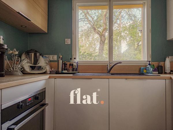 Maison 3 pièces/ 72 m2/ 2 chambres/ stationnement/ jardin