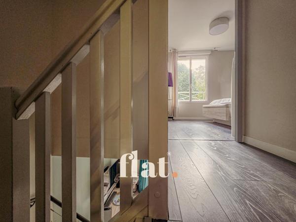 Maison 3 pièces/ 72 m2/ 2 chambres/ stationnement/ jardin