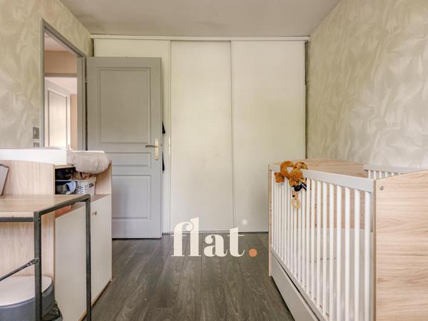 Maison 3 pièces/ 72 m2/ 2 chambres/ stationnement/ jardin