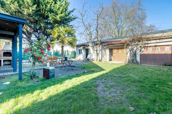 Maison à vendre 5 pièces LIVRY GARGAN - 129 m2 habitable plus deux dépendances en fonds jardin