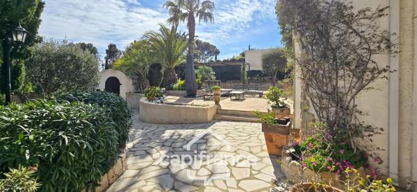 Villa à vendre 5 pièces + piscine BANDOL (83)