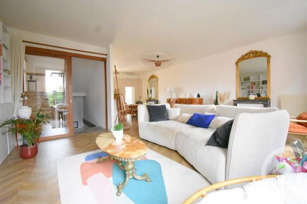 Appartement T7 à vendre  7 pièces - 171,84 m 2   VICHY  - 03
