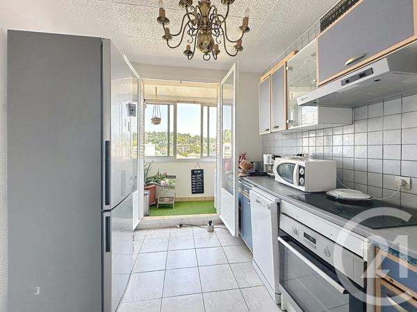 Appartement T5 à vendre  5 pièces - 85,92 m 2   VIENNE  - 38