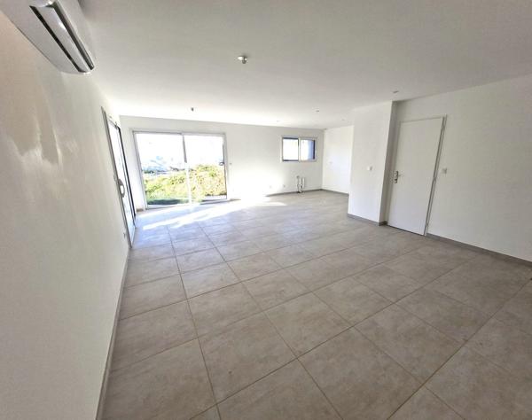 Maison 4 Chambres, jardin et parking