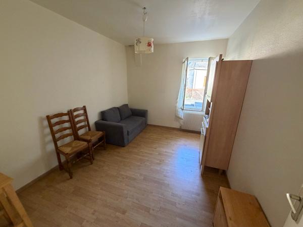 APPARTEMENT F3 meublé