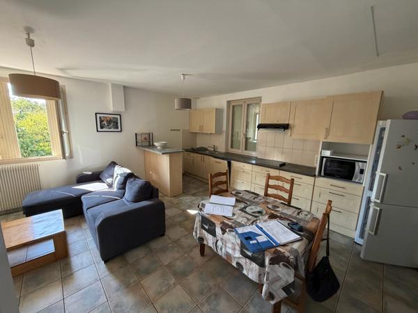 APPARTEMENT F3 meublé