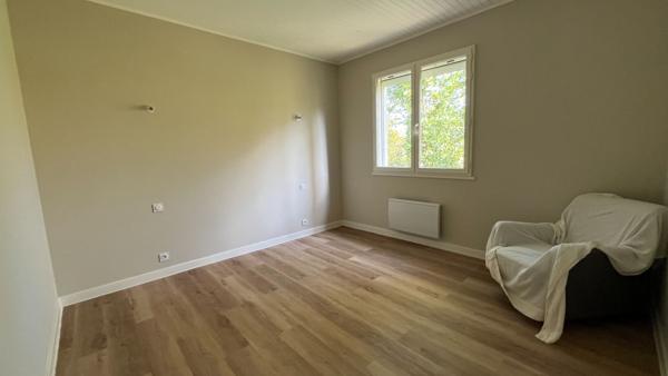 Chomérac - Maison avec piscine et dépendance sur 6 000 m² dans un environnement privilégié