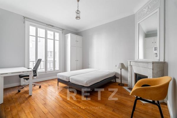 NEUILLY-SUR-SEINE– Élégance, lumière et volumes à deux pas du Bois de Boulogne