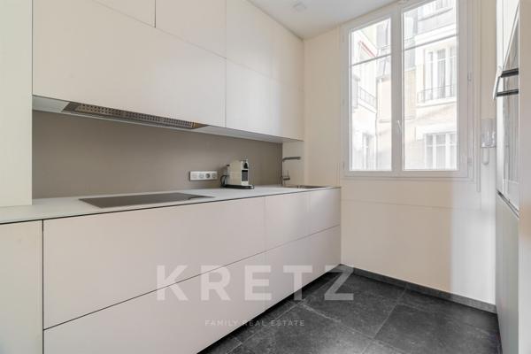 NEUILLY-SUR-SEINE– Élégance, lumière et volumes à deux pas du Bois de Boulogne